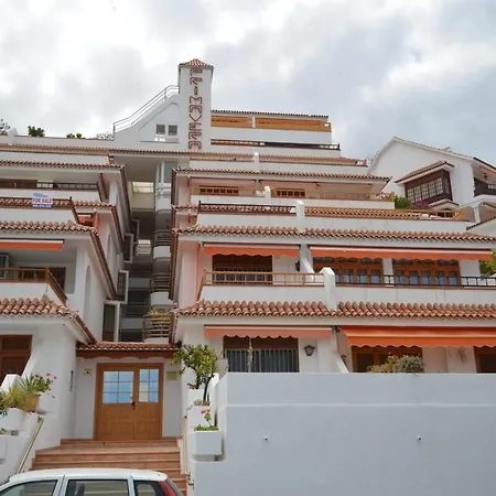 Primavera Playa de las Americas (Tenerife)